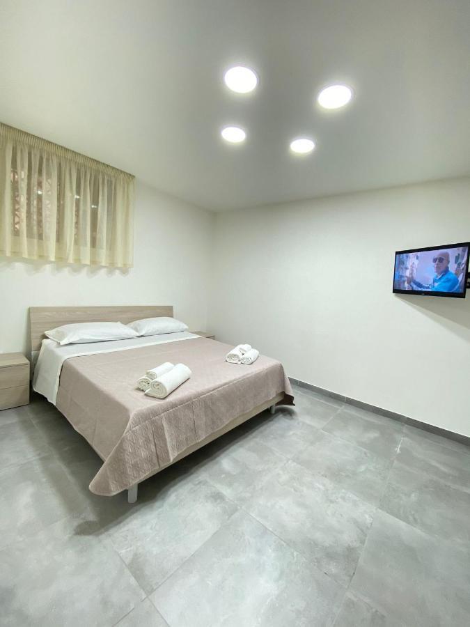 The Gate Apartment เนเปิลส์ ภายนอก รูปภาพ